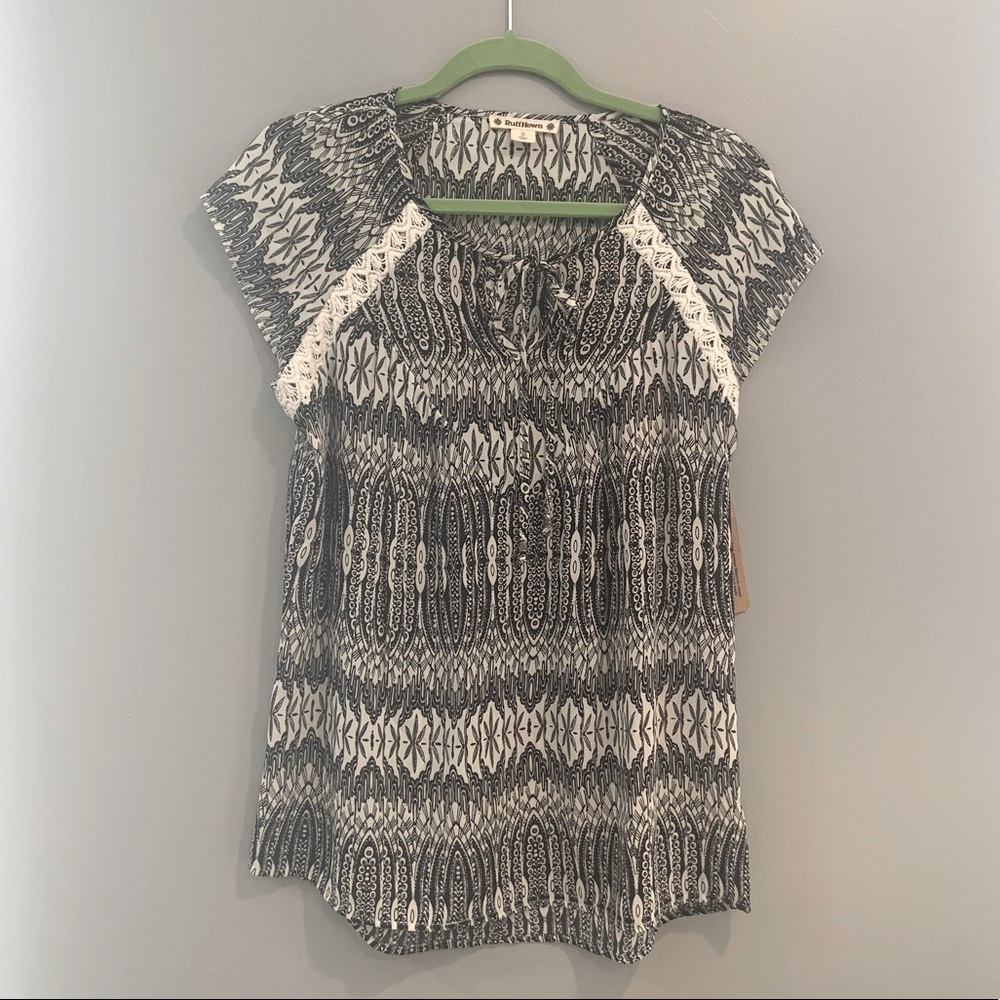 Black & White Blouse